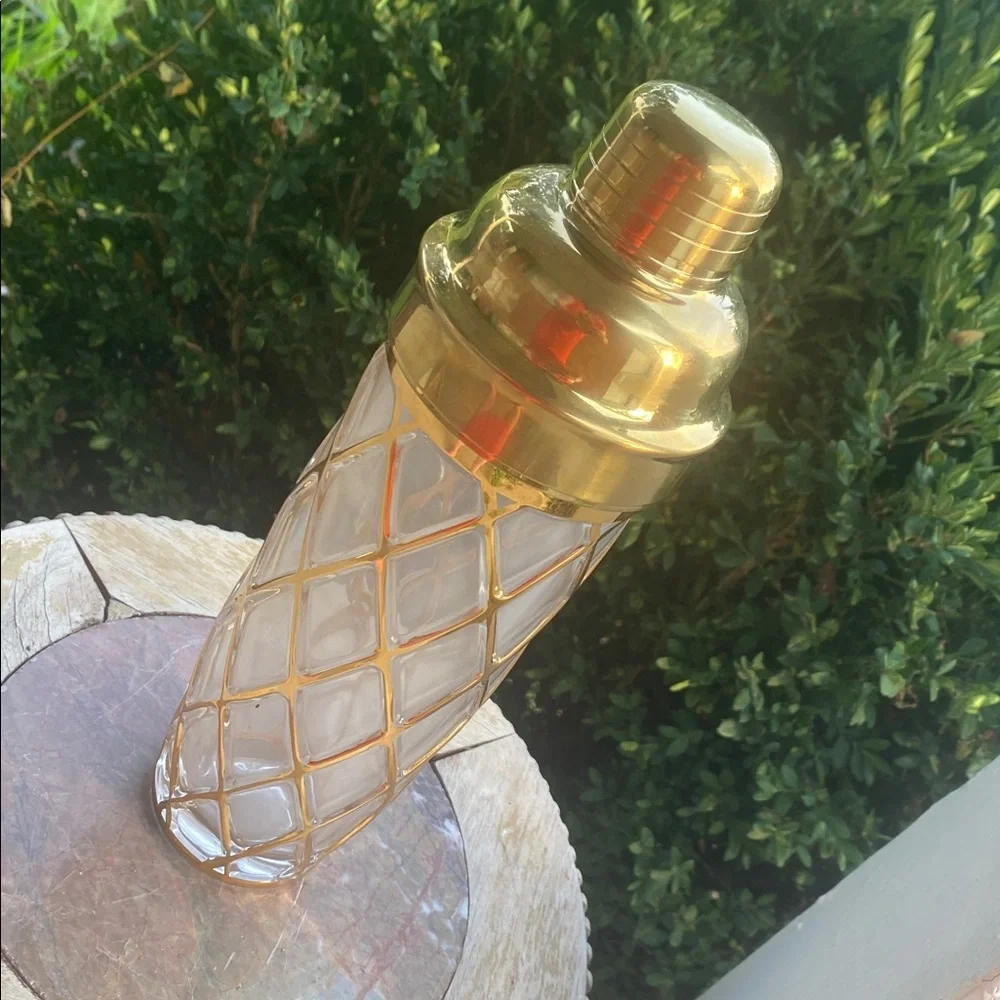 🤍💛Altuzarra 18k Diamond Lattice Pattern Glass Cocktail Shaker Bar ware🤍💛